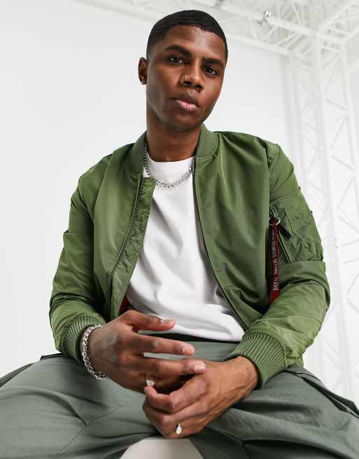 Alpha Industries – MA-1 TT – Schmal geschnittene Bomberjacke in Salbeigrün