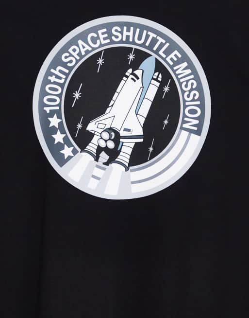 Alpha Industries - NASA - T-shirt met print van space shuttle op de rug in zwart, 3 van 4