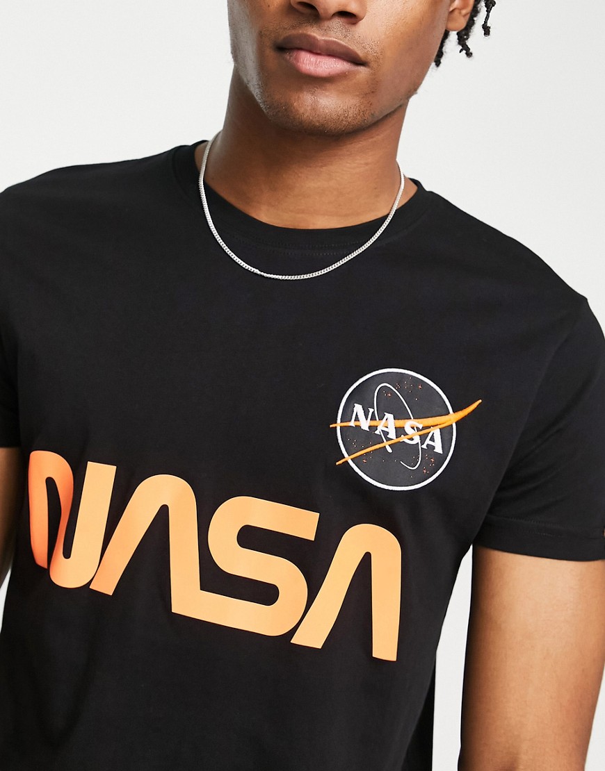 NASA - T-shirt nera con stampa arancione riflettente-Nero - Alpha Industries T-shirt donna  - immagine1