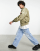Thumbnail 1 van 4