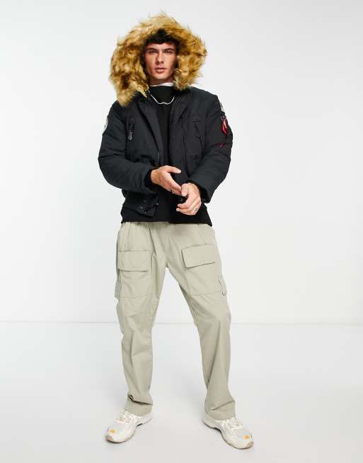 Alpha Industries - Polar SV - Bomberjack met rand van imitatiebont langs de capuchon in zwart, 4 van 4