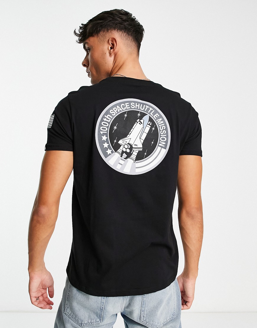 alpha industries - svart t-shirt med nasa space shuttle-tryck baktill-svart/a
