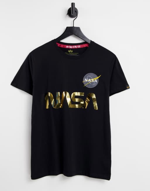 Alpha Industries - T-shirt met goudkleurige reflecterende 'NASA'-print in zwart