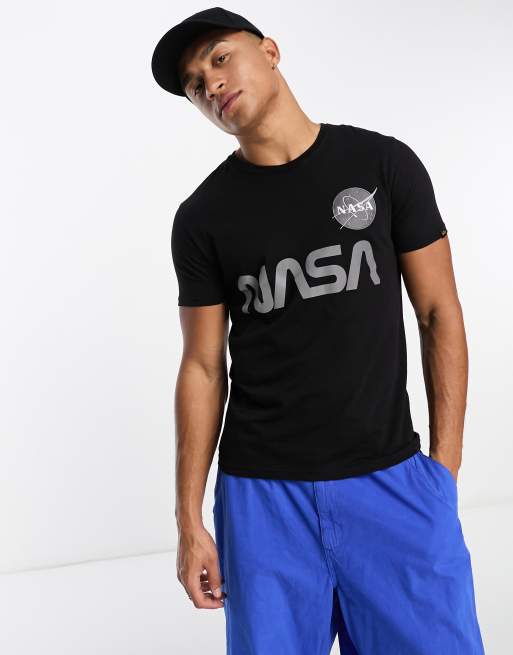 Alpha Industries - T-shirt met reflecterend NASA-logo in zwart, 4 van 4
