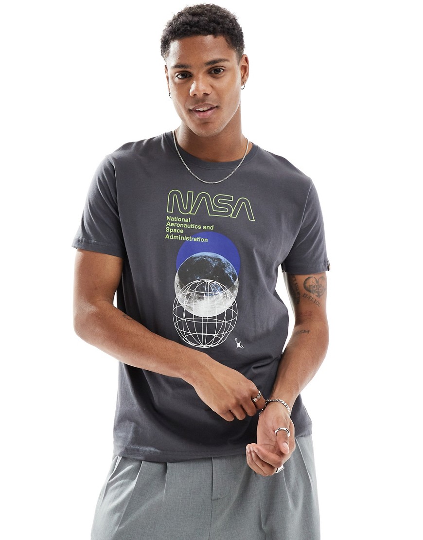 Alpha NASA orbit chest print t-shirt in vintage grey