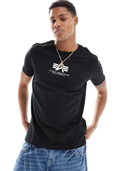 Alpha - T-shirt nera con logo sul petto