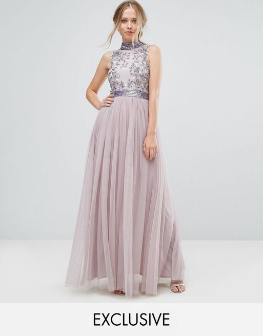 Amelia Rose – Bogato zdobiona sukienka maxi z tiulowym dołem | ASOS