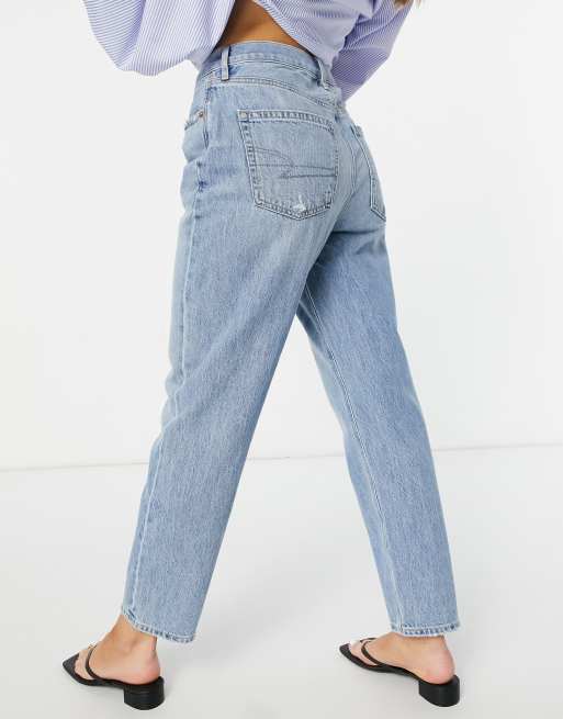 American eagle shop 90s boyfriend jeans