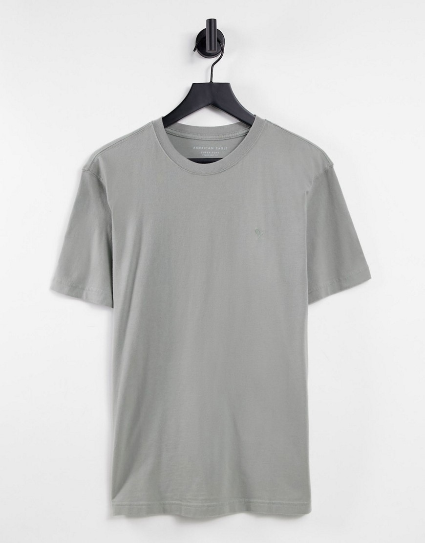 American Eagle - Core - T-shirt met logo in olijfgroen met wassing