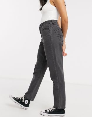 american eagle relaxed mom jeans