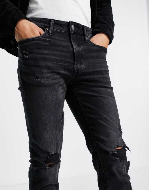 AMERICAN EAGLE black distressed Jeggings