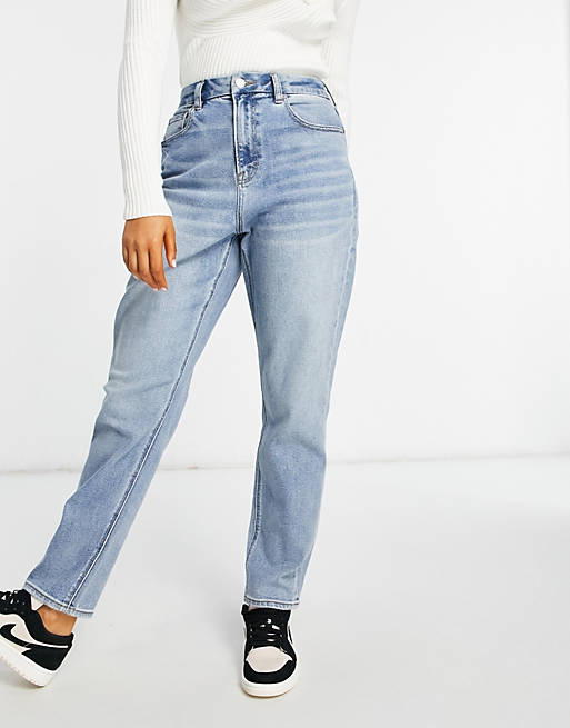 American Eagle mom jeans in light wash blue