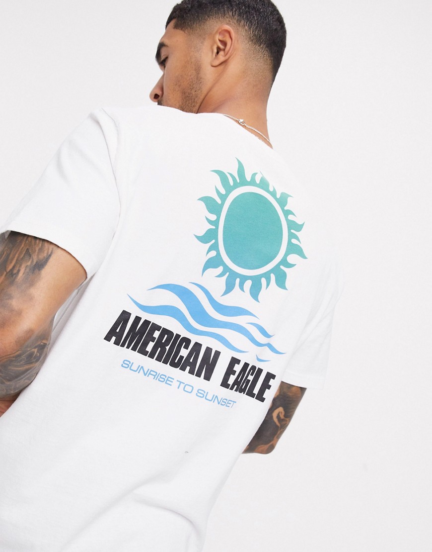 American Eagle - T-shirt met zon en logoprint op de voor- en achterkant in wit