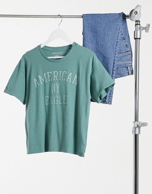 American Eagle varsity logo t-shirt in green