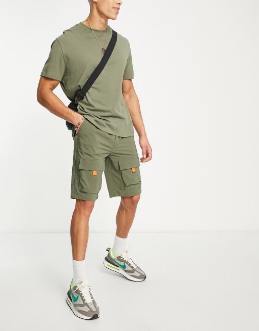 Mens shorts with store pockets