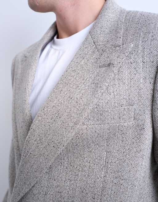 Americana color piedra con doble botonadura y patrón de espiga de Topman, 3 de 5