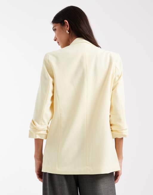 Americana de sastre amarillo pálido con mangas fruncidas de Pieces, 4 de 4