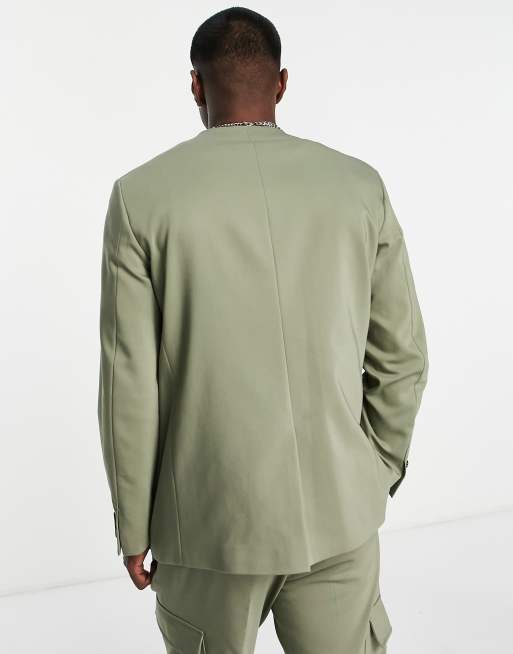 Americana de traje caquis técnica Viera de Viggo, 2 de 4