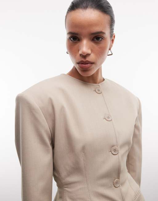 Americana gris carbón abotonada sin solapas con cintura entallada de ASOS DESIGN, 3 de 4