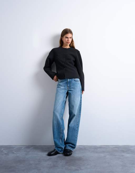 Americana negra con mangas ovoides de Topshop, 2 de 4