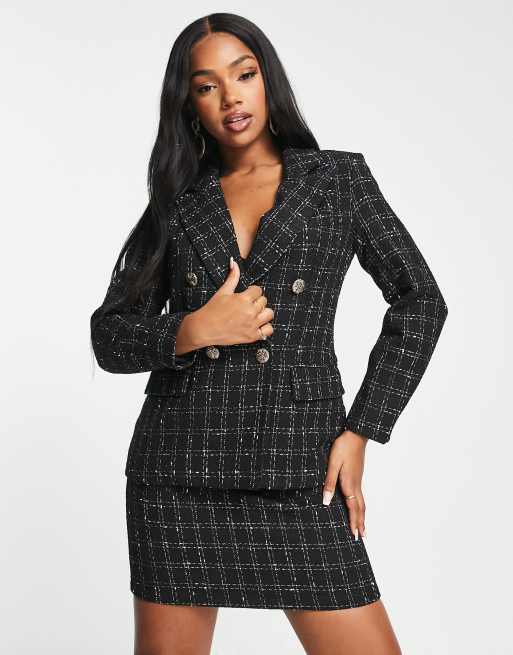 Americana negra de corte sartorial con doble botonadura de bouclé de Vero Moda