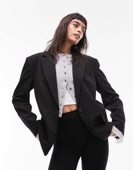 Americana negra extragrande con detalle de camisa deconstruida de Topshop, 2 de 4