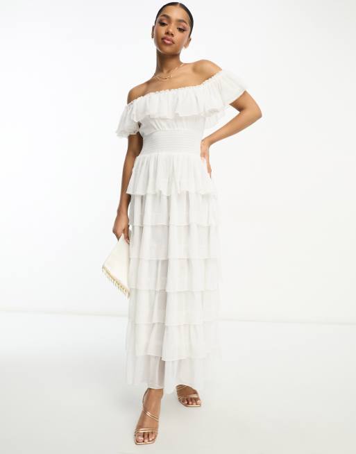 Amy Jane London - Aurelia - Robe longue à encolure Bardot et volants étagés - Blanc