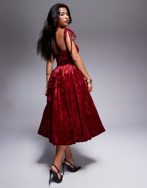 Amy Lynn Alexa puffball shoulder tie midi dress in velvet in red | ASOS
