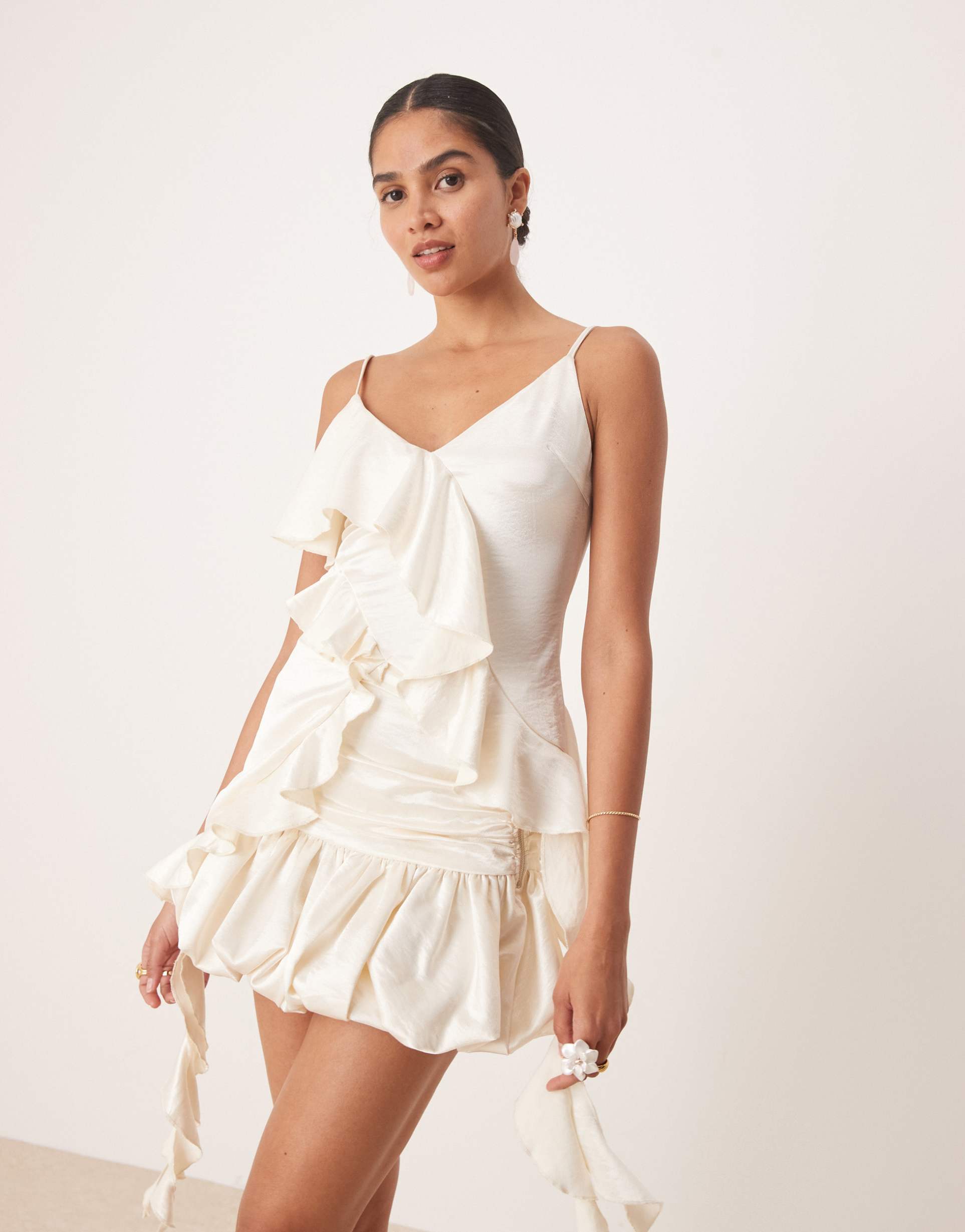 amy lynn asymmetric ruffle longline cami top in ecru satin - part of a set