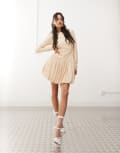 [Amy Lynn] Amy Lynn scoop back all over lace mini dress with bubble hem in milk-White 10 Milk