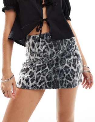 Amy Lynn Amy Lynn ultra mini skirt in glazed leopard sequin-Multi