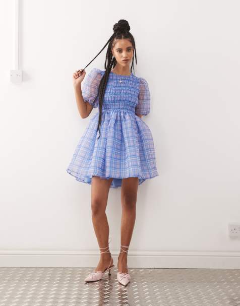 Amy Lynn - Vestito corto a palloncino in organza viola a quadri con cut-out sul retro - view 1