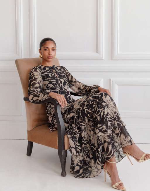 Anaya Floral long sleeve tiered maxi dress in black, 6 of 6