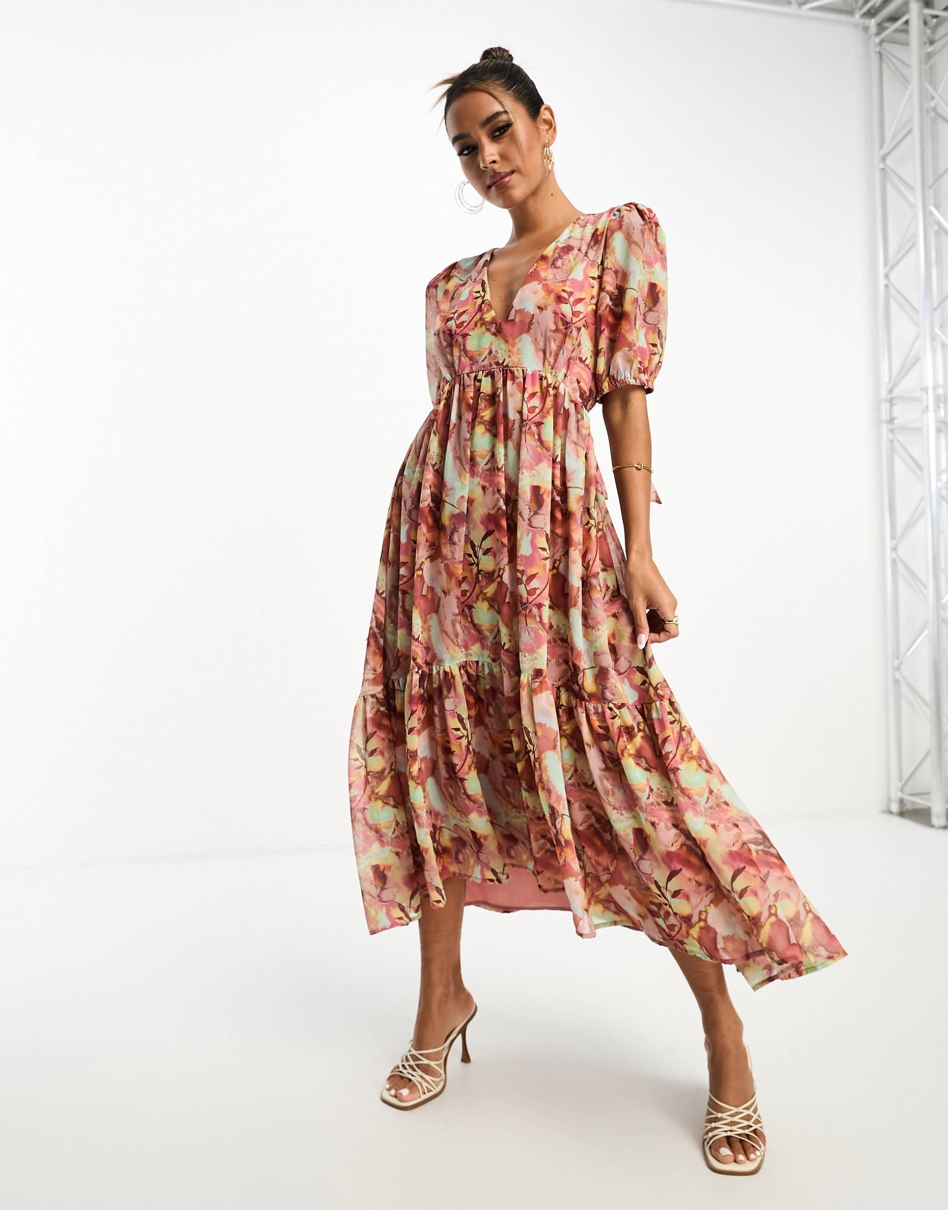 anaya open back midi dress with puff sleeve in floral print