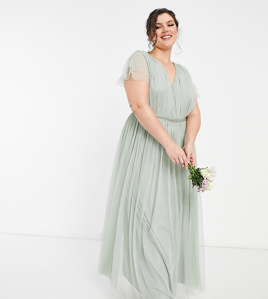 Plus-size dress by Anaya With Love Part of our responsible edit Pleated design V-neck Sheer, angel sleeves Fitted waist Zip-back fastening Regular fit True to size