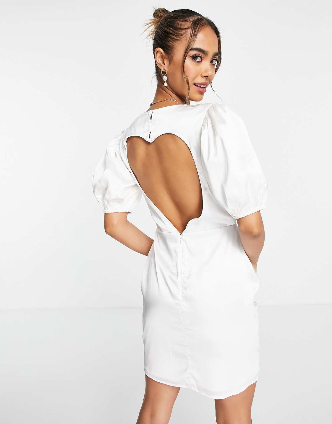 Robe de 2024 mariée missguided