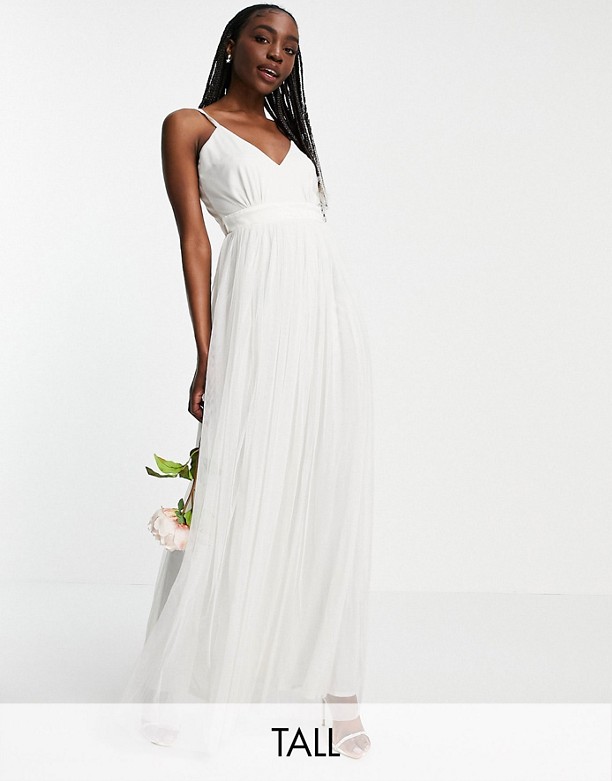  Wytrzymałe Anaya With Love Tall – Biała tiulowa sukienka maxi z dekoltem w szpic Biały