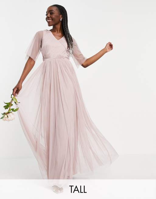 Anaya With Love Tall - Vestito lungo da damigella in tulle rosa con maniche con volant