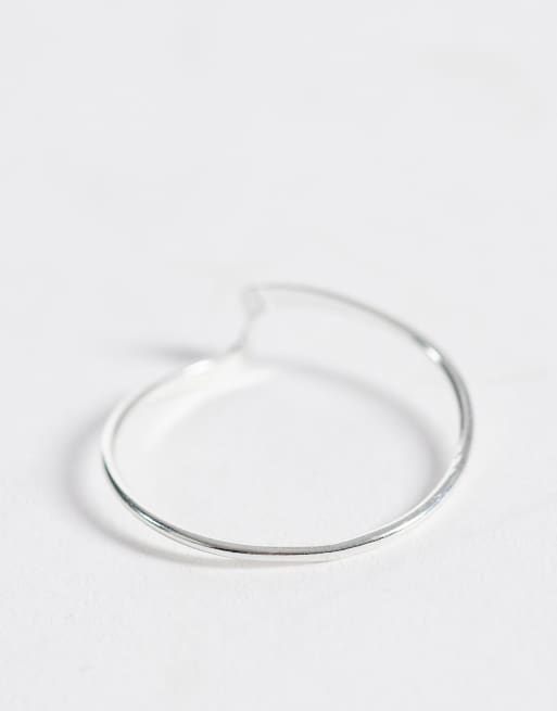 Anillo con diseño de ola de plata de ley de Kingsley Ryan, 3 de 3