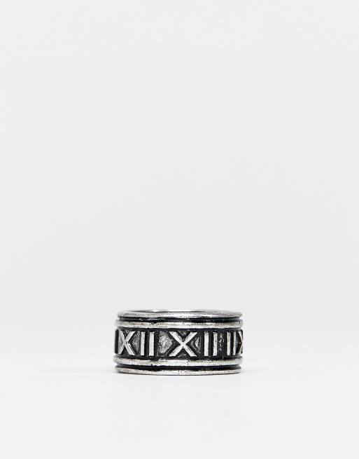 Anillo De Banda En Ton Plateado Pulido Con Diseno De Numeros Romanos De Asos Design