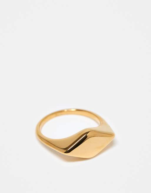 Anillo dorado con diseño tipo sello de acero inoxidable resistente al agua de ASOS DESIGN Curve