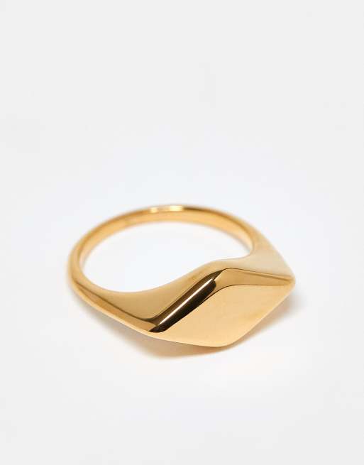 Anillo dorado con diseño tipo sello de acero inoxidable resistente al agua de ASOS DESIGN