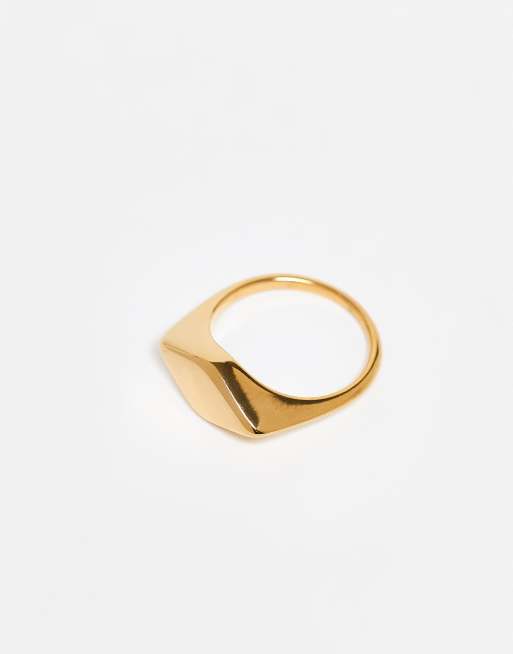 Anillo dorado con diseño tipo sello de acero inoxidable resistente al agua de ASOS DESIGN, 2 de 3