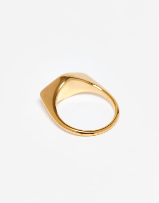 Anillo dorado con diseño tipo sello de acero inoxidable resistente al agua de ASOS DESIGN, 3 de 3