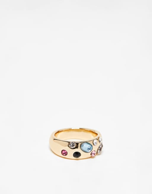 Anillo dorado con pedrería de colores exclusivo de Pieces