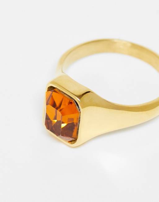 Anillo dorado con piedra ámbar de acero inoxidable de Reclaimed Vintage, 4 de 4