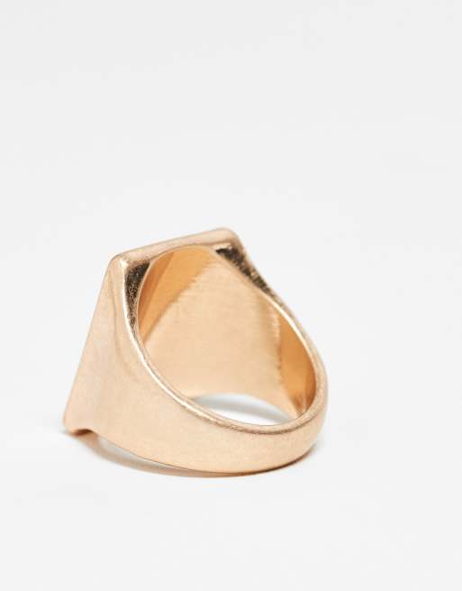 Anillo dorado unisex con diseño de dibujo de bota de vaquero de Reclaimed Vintage, 3 de 3