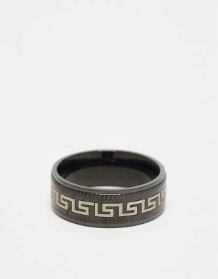 Anillo negro con diseño de grecas de acero inoxidable resistente al agua de ASOS DESIGN - view 1