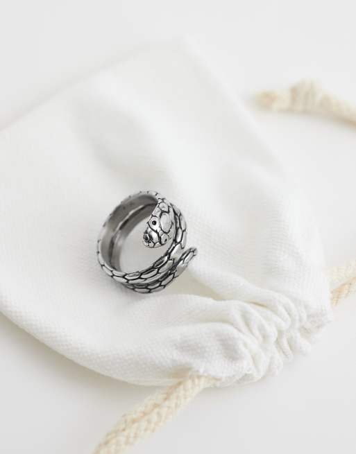 Anillo plateado con diseño envolvente de serpiente de acero inoxidable resistente al agua de ASOS DESIGN, 2 de 3