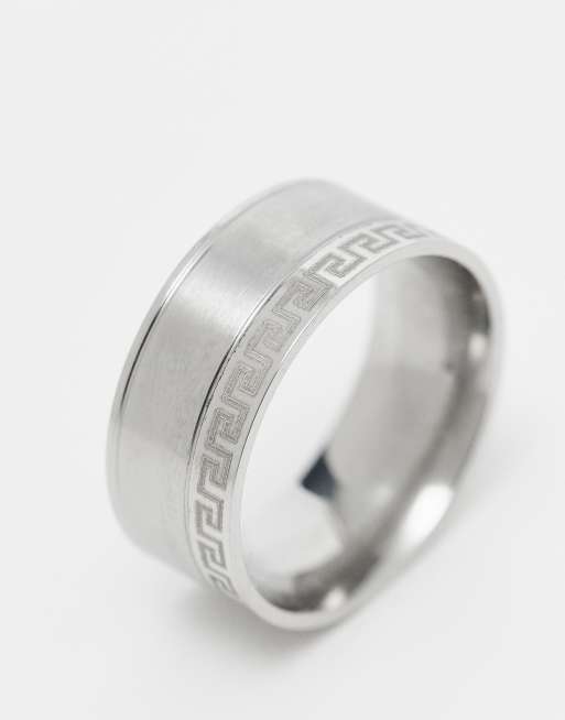 Anillo plateado pulido con ribete de grecas de acero inoxidable resistente al agua de ASOS DESIGN, 3 de 3